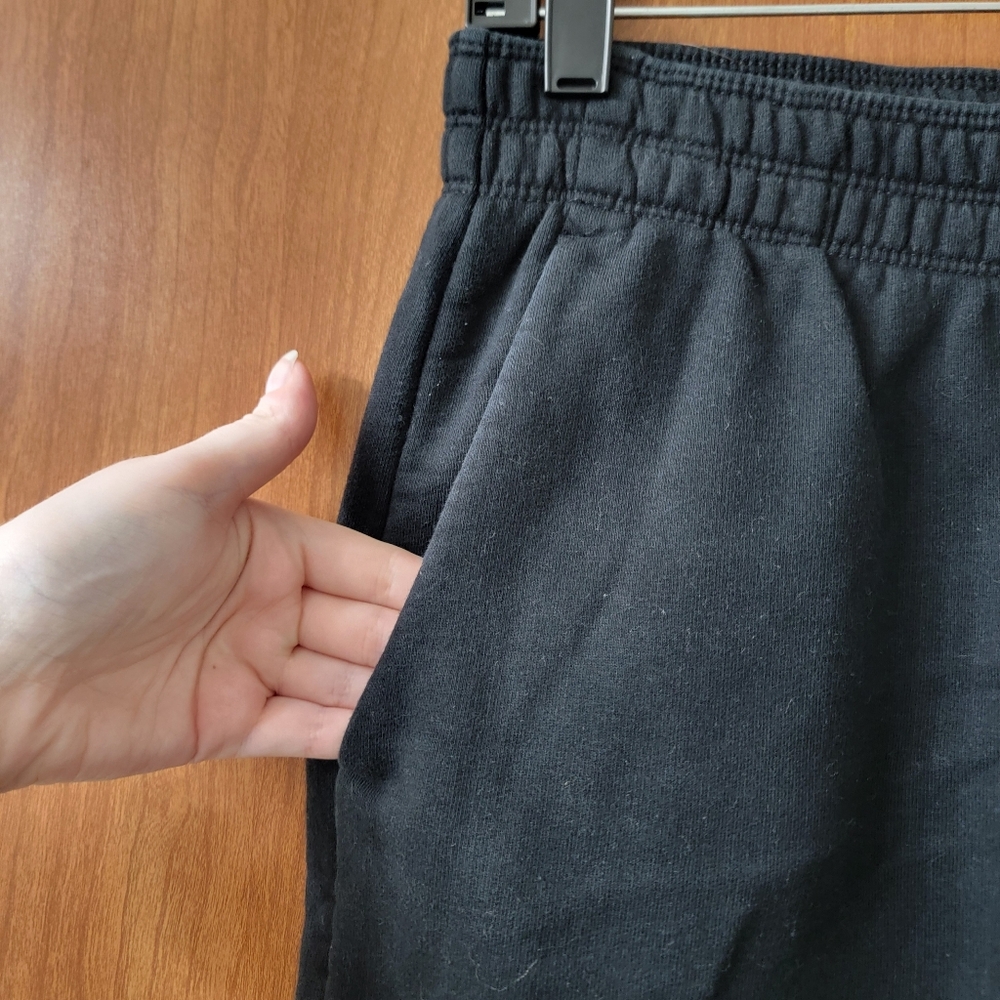 The Group Babaton Energia Black Wide Leg Sweatpants Size Medium - Picture 5 of 5